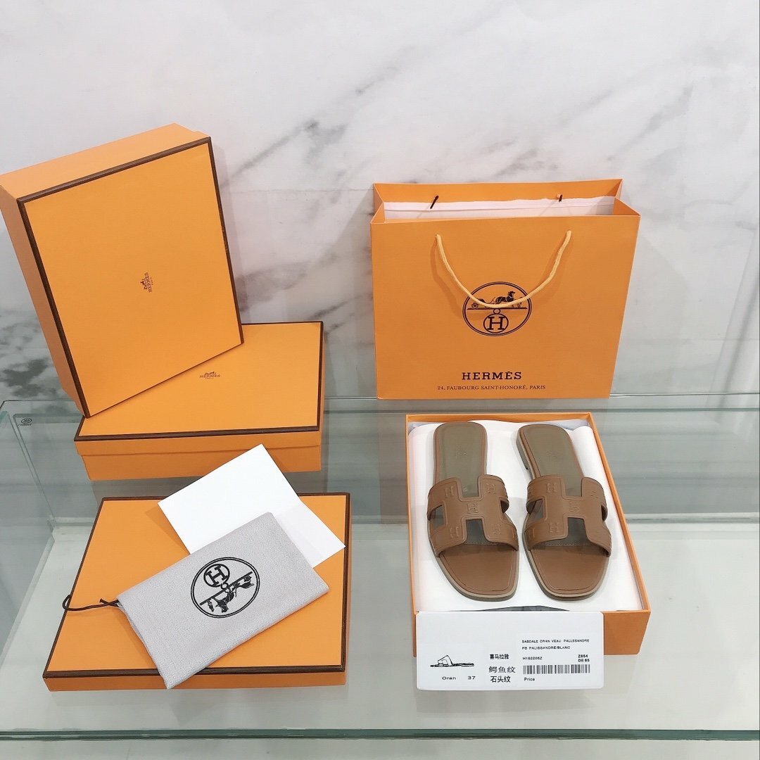 Hermes Oran Sandal Brown