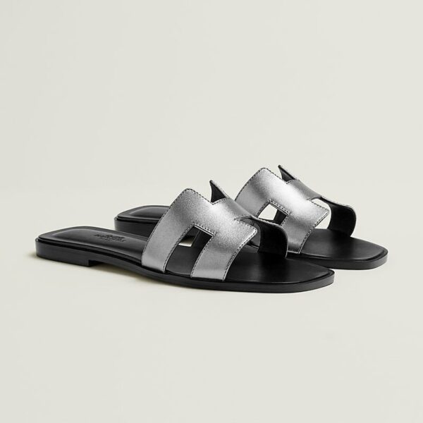 Hermes Oran Sandal Gris / Argente Vieilli