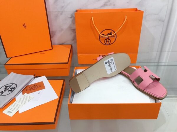 Hermes Oran Sandal Pink - Image 4