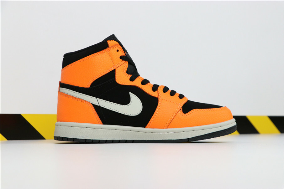 Jordan 1 Mid Black Cone 554724-062 Men's Size 7 - 12 US, Women's Size 5.5 - 8.5 US