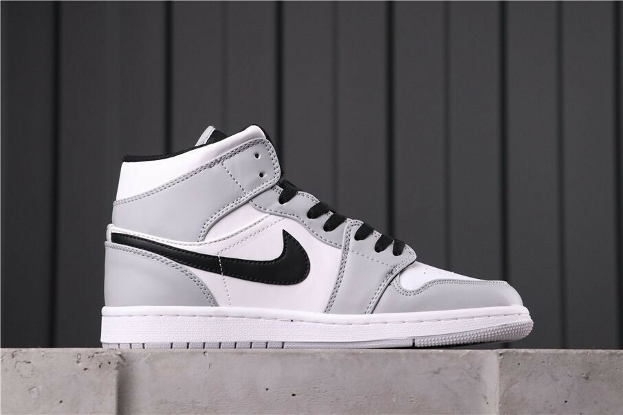 Jordan 1 Mid Light Smoke Grey 554725-092 Men's Size 7 - 12 US