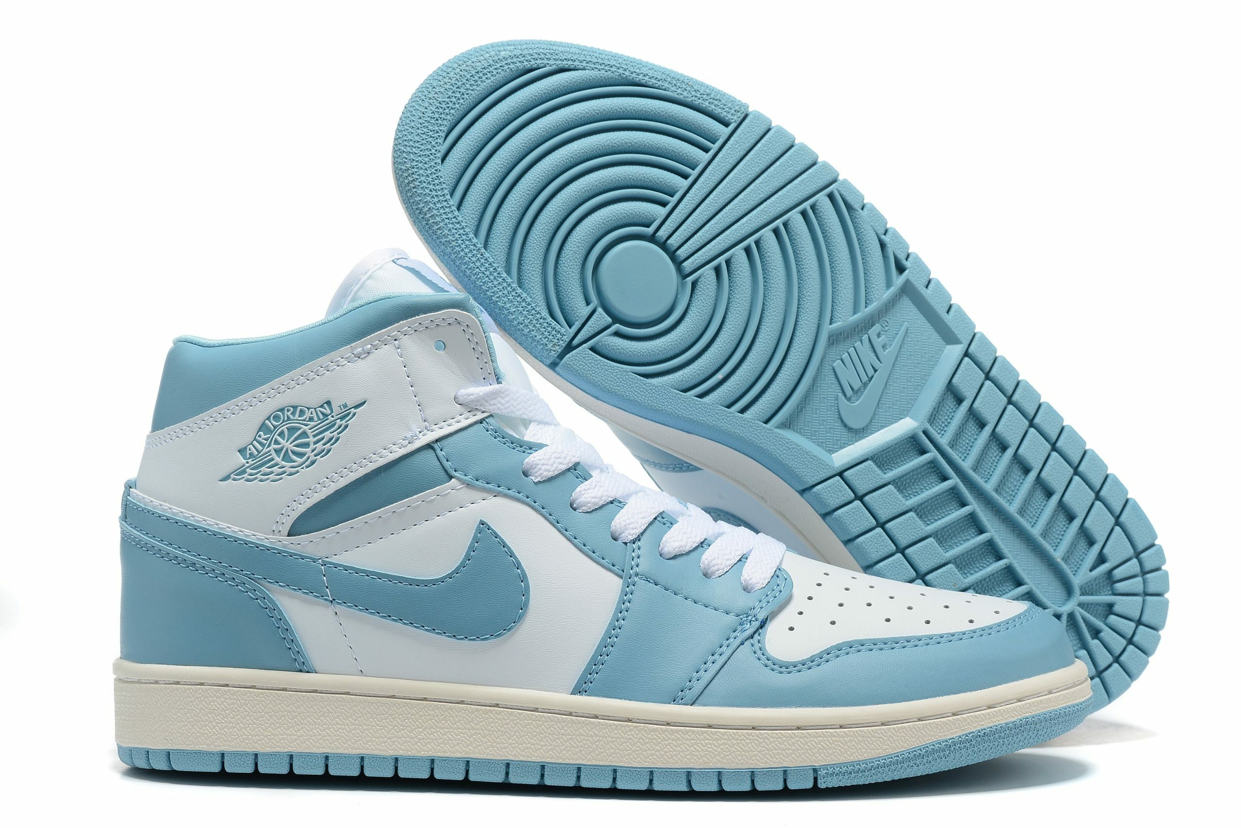 Jordan 1 Mid UNC (2022) Men size 7 - 11 US, Women size 5.5 - 10 US
