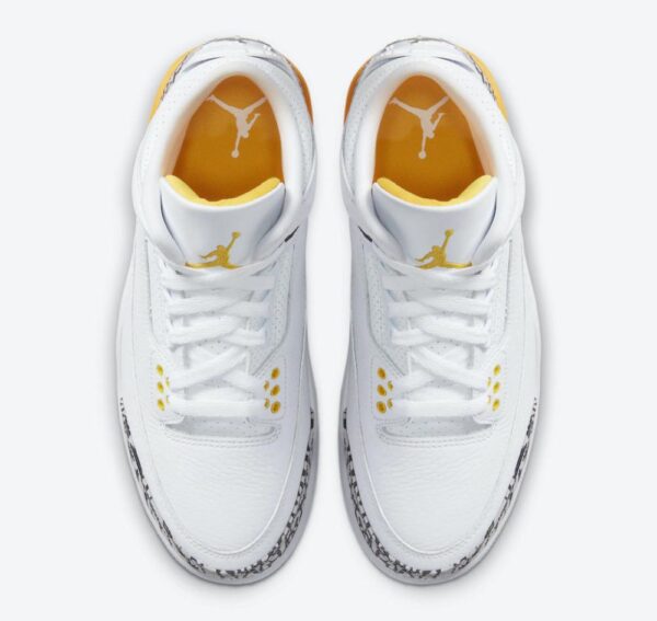 Jordan 3 Lazer Orange - Image 3