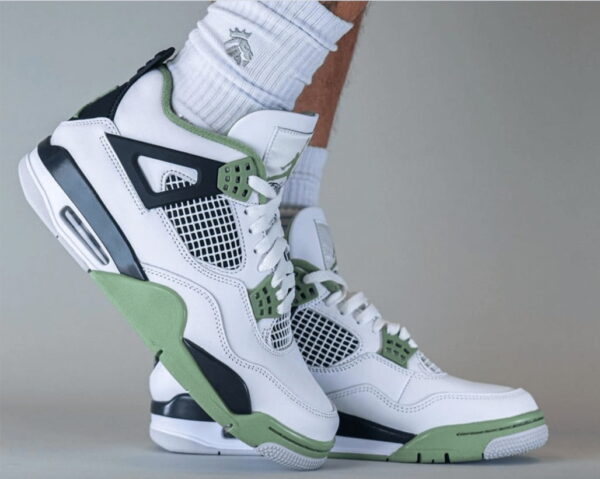 Jordan 4 Retro Seafoam (Women's) - Image 3