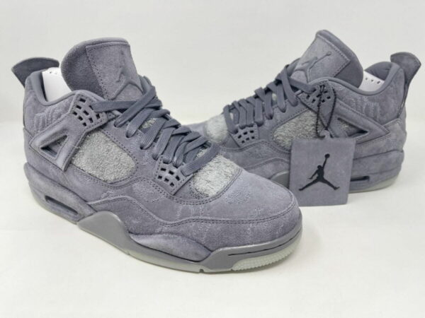 Jordan 4 x KAWS Gray 930155 - Image 5