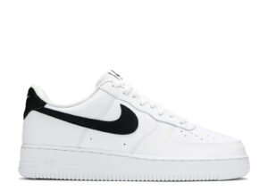 Nike Air Force 1 '07 'White Black' Unfading Sneaker
