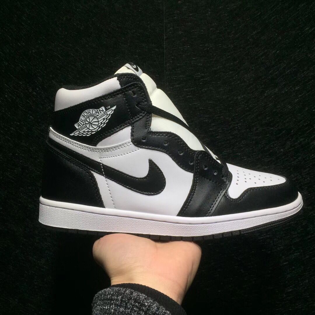 Nike Air Jordan 1 High Black White