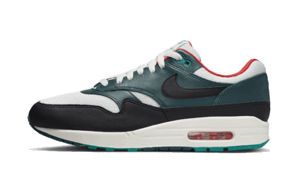 Nike Air Max 1 Liverpool Lebron James