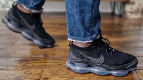 Nike Air Max Scorpion Triple Black - Image 2