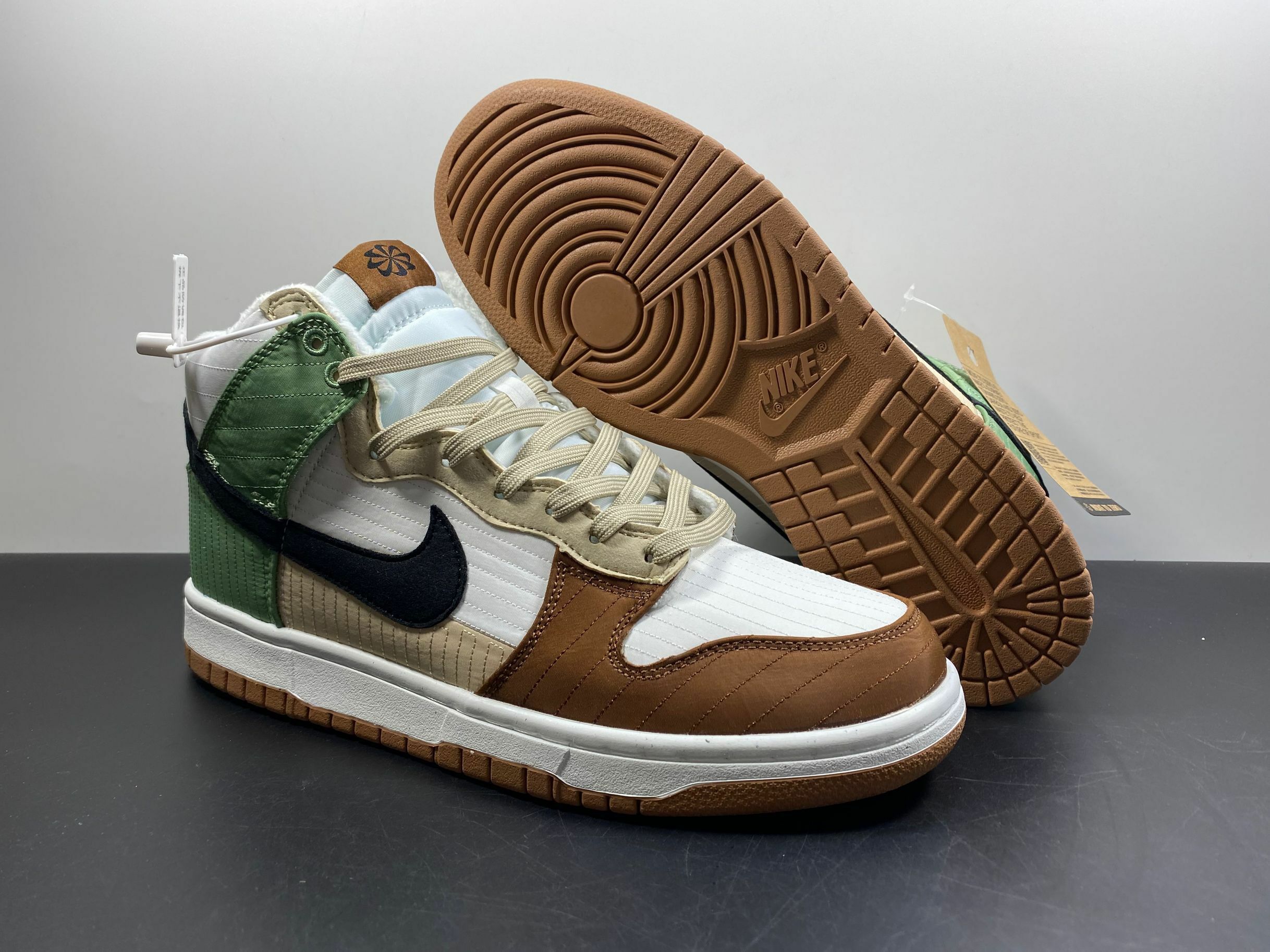 Nike Dunk High LX 'Toasty' DN9909-100