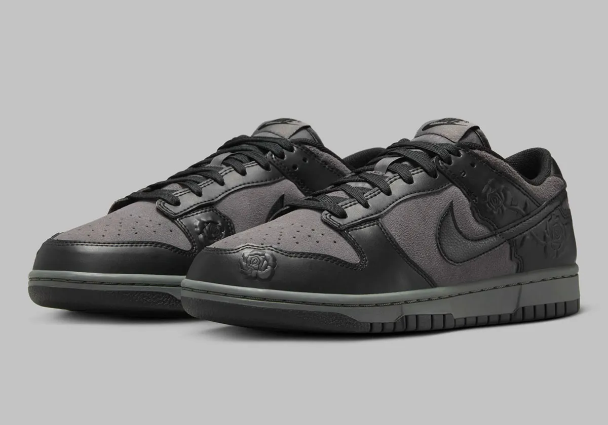 Nike Dunk Low Black Roses HF1986-001