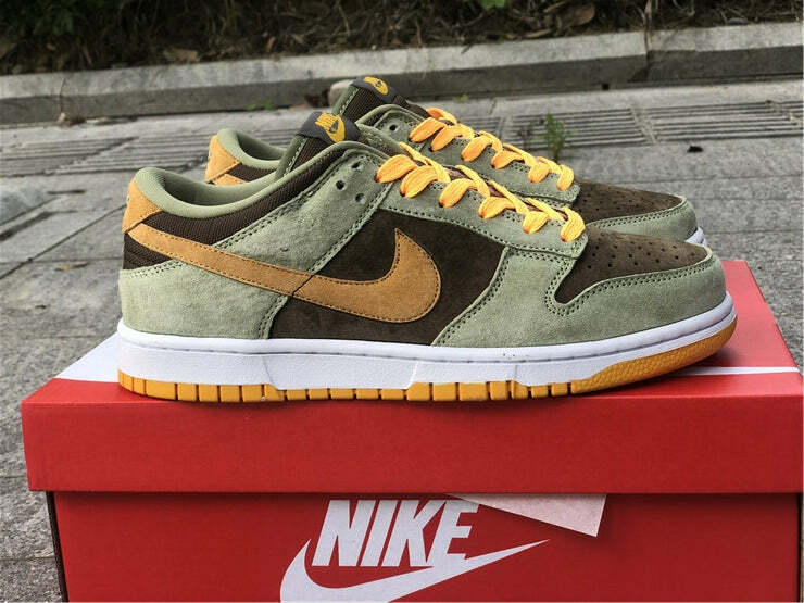 Nike Dunk Low Dusty Olive