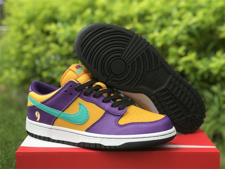 Nike Dunk Low LX Lisa Leslie DO9581-500
