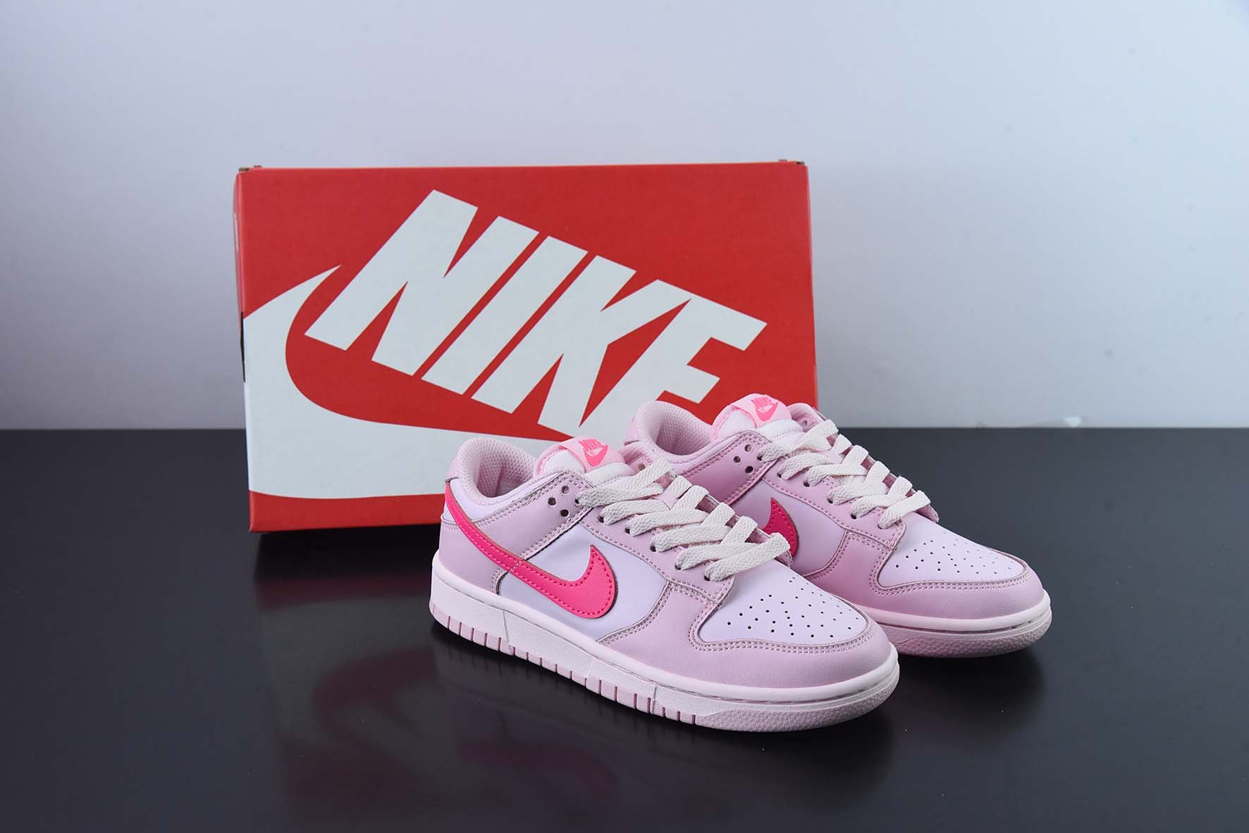 Nike Dunk Low Triple Pink DH9765-600