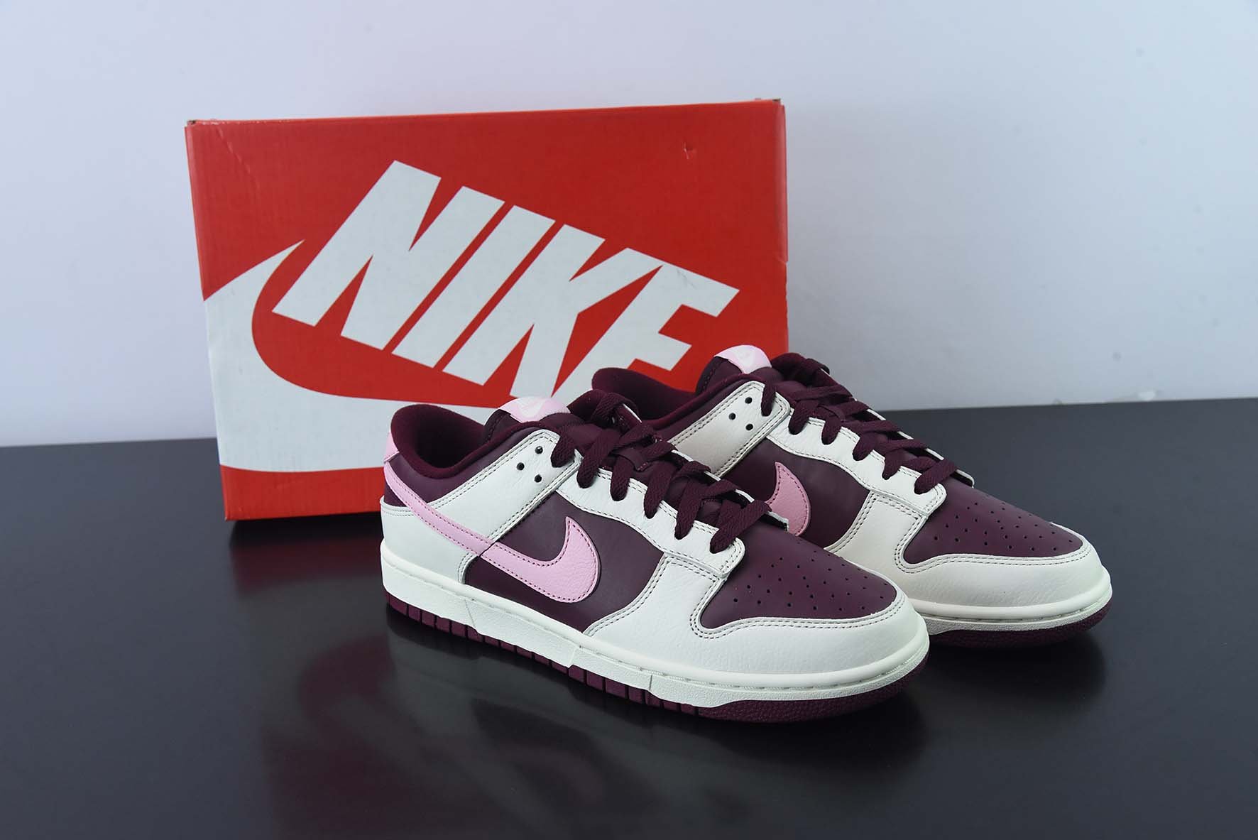 Nike Dunk Low Valentine Day DR9705-100