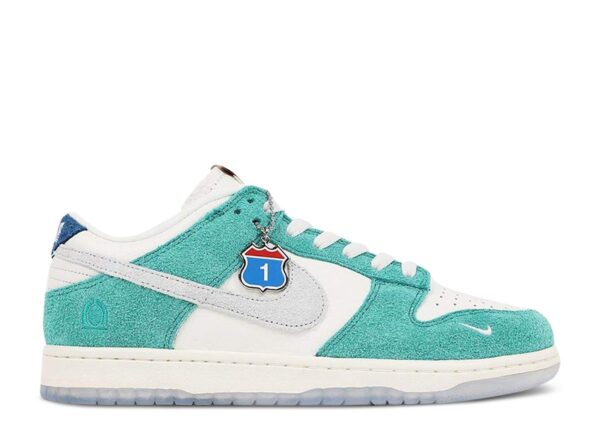 Nike Kasina x Dunk Low 'Road Sign' Revered Footwear