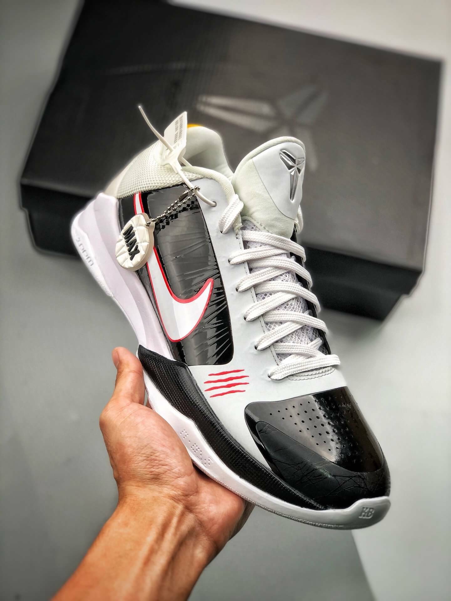 Nike Kobe 5 Protro Alternate Bruce Lee Cd4991-101 Men's Size 6.5 - 11 Us
