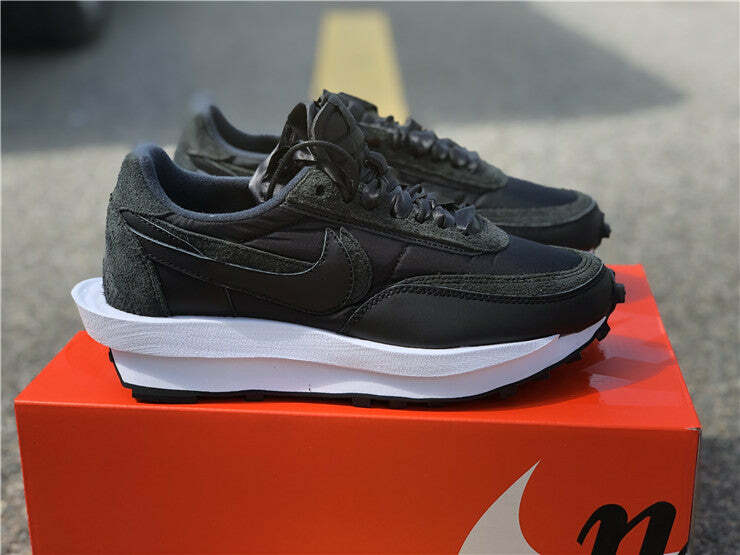 Nike LD Waffle Sacai Black Nylon