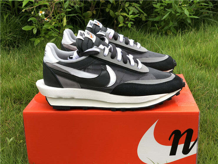 Nike LD Waffle Sacai Black