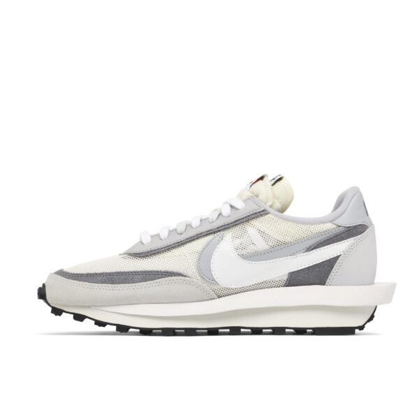 Nike LDWaffle x Sacai White Grey - Image 2