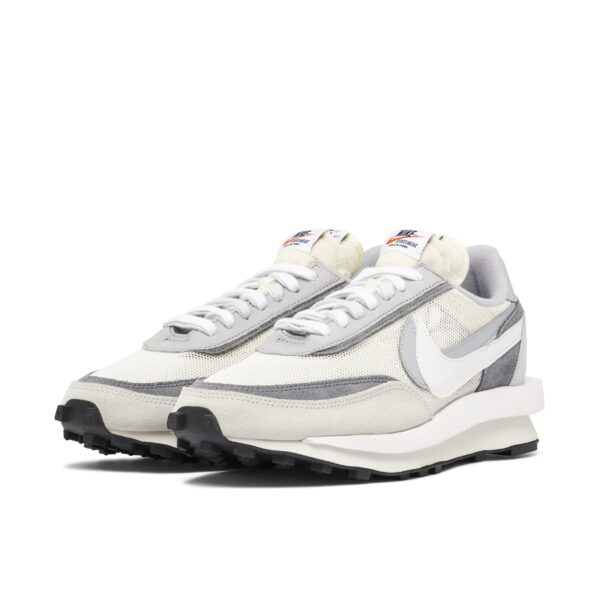 Nike LDWaffle x Sacai White Grey - Image 6