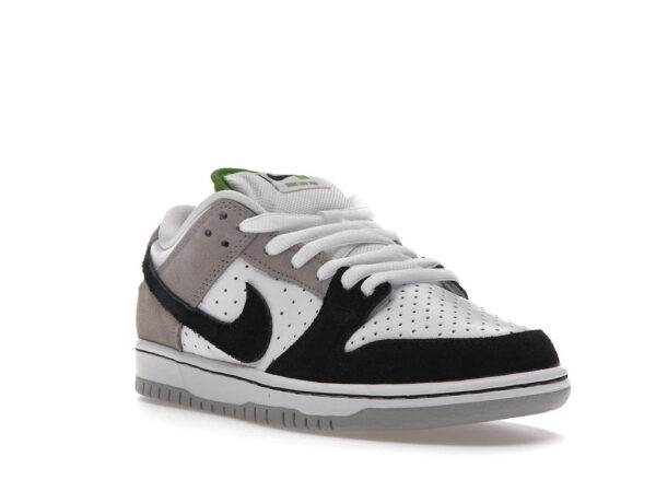 Nike SB Dunk Low Chlorophyll - Image 2