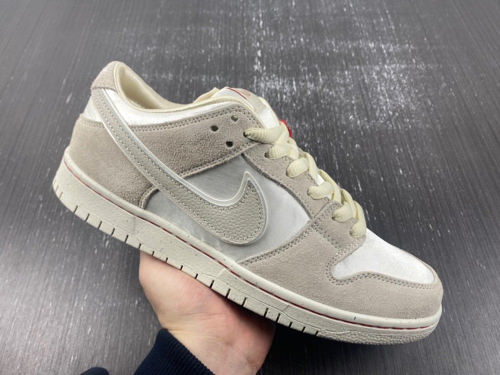 Nike SB Dunk Low "City of Love" FZ5654-100