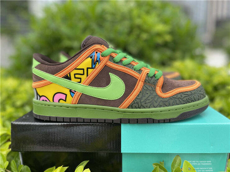 Nike SB Dunk Low De La Soul (2015)