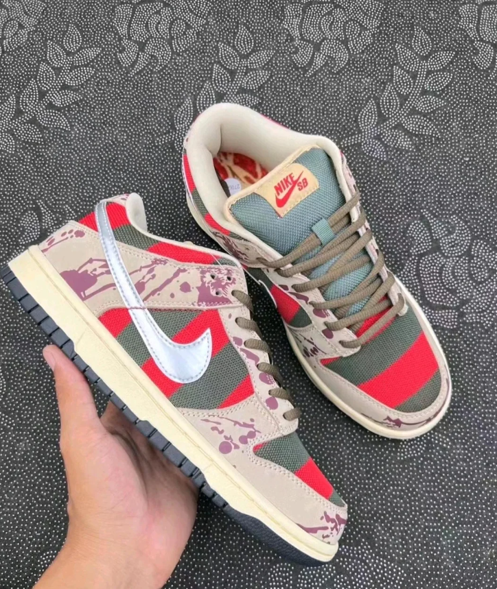 Nike SB Dunk Low Freddy Krueger 313170-202