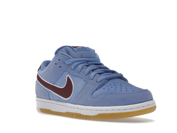 Nike SB Dunk Low Philadelphia Phillies - Image 2