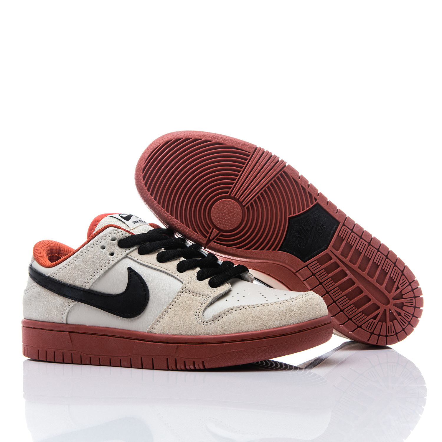 Nike SB Dunk Low Pro Hennessy Muslin BQ6817-100 Men size 7 - 12 US, Women size 5.5 - 8.5US