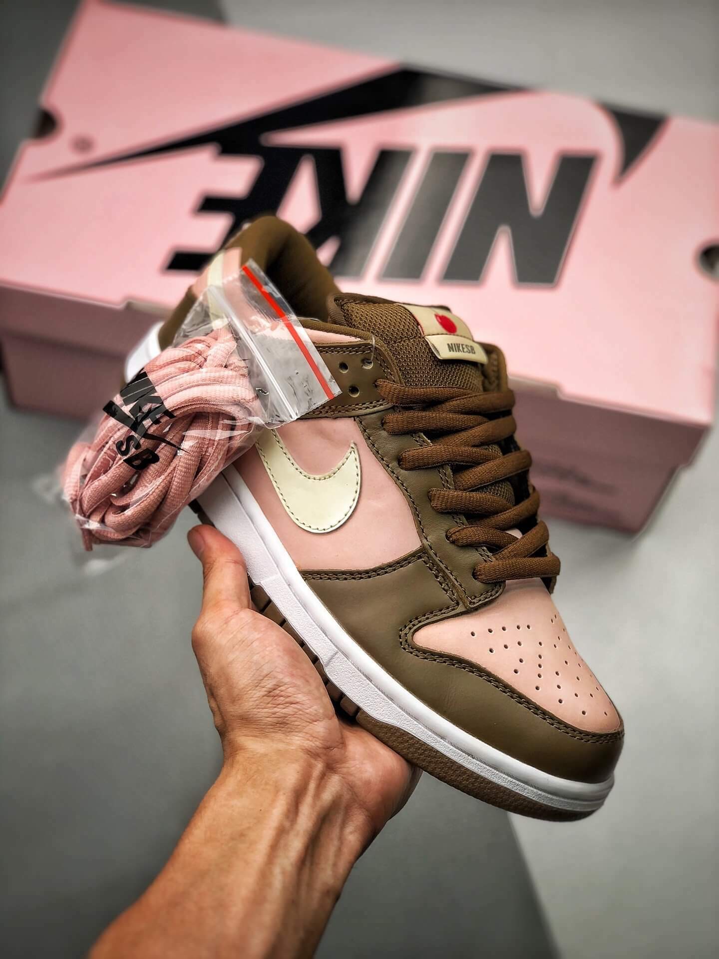 Nike Sb Dunk Low Stussy Cherry 304292-671 Men Size 6.5 &#8211
