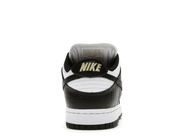 Nike SB Dunk Low Supreme Stars Black (2021) - Image 4