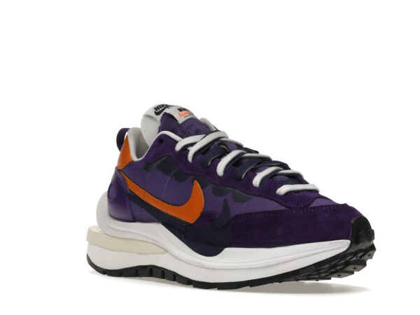 Nike Vaporwaffle sacai Dark Iris - Image 2