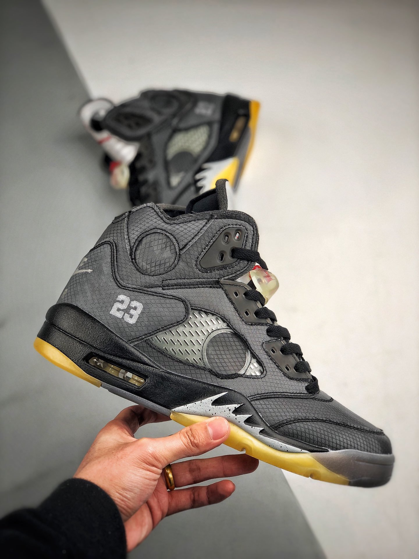 Off-White x Air Jordan 5 Black/Muslin-Fire Red CT8480-001
