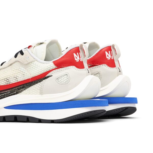 Sacai x Nike Vaporwaffle Sail Sport Waffle - Image 4