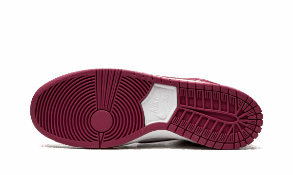 SB Dunk High "Sweet Beet" - Image 5