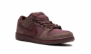 SB Dunk Low "City of Love"