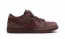 SB Dunk Low "City of Love"