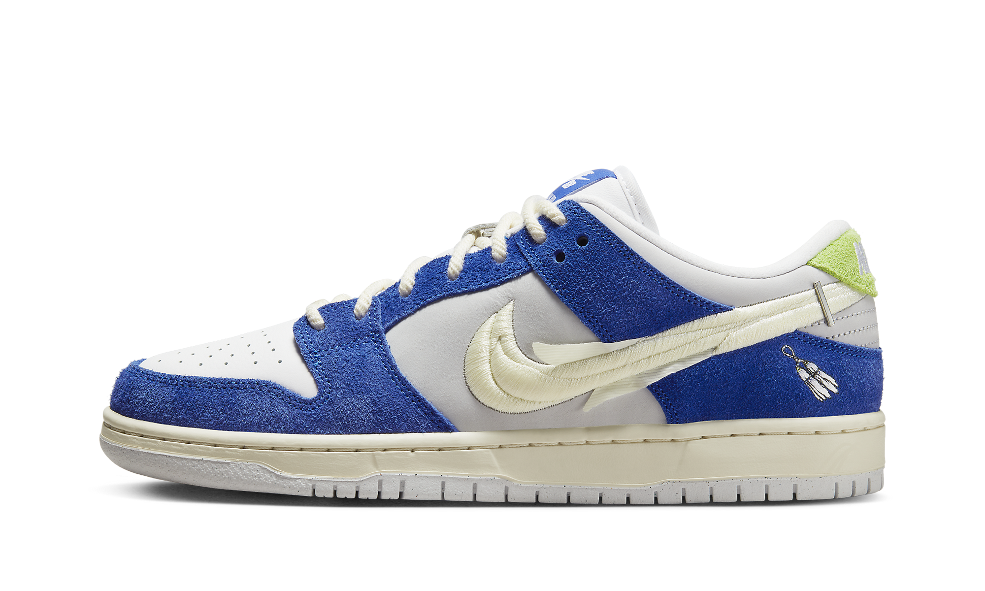 SB Dunk Low "Fly Streetwear - Gardenia"