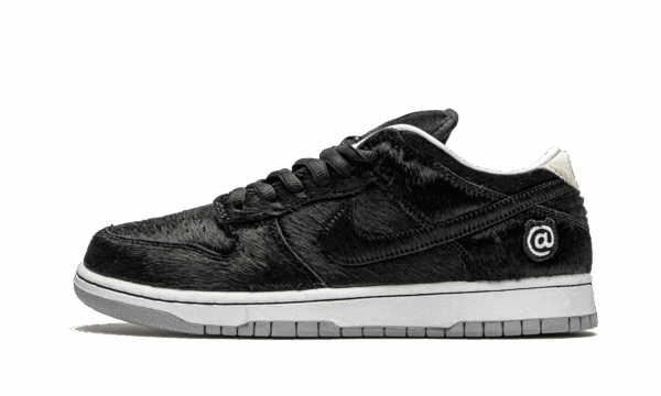 SB Dunk Low "Medicom Toy - BE@RBRICK" - Image 8