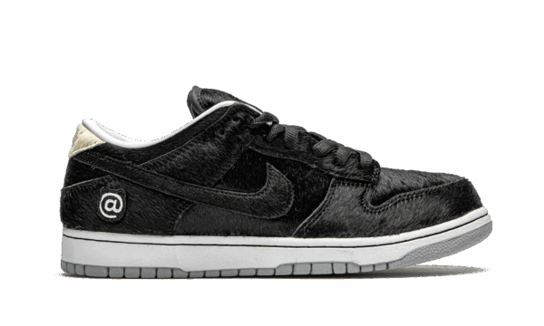 SB Dunk Low "Medicom Toy - BE@RBRICK" - Image 6