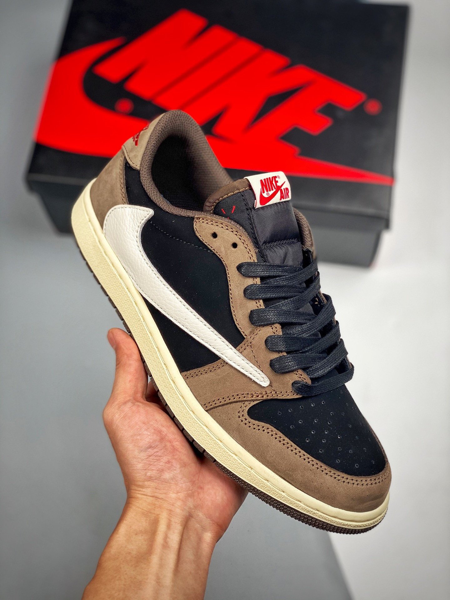 Travis Scott x Air Jordan 1 Low OG SP Dark Mocha CQ4277-001