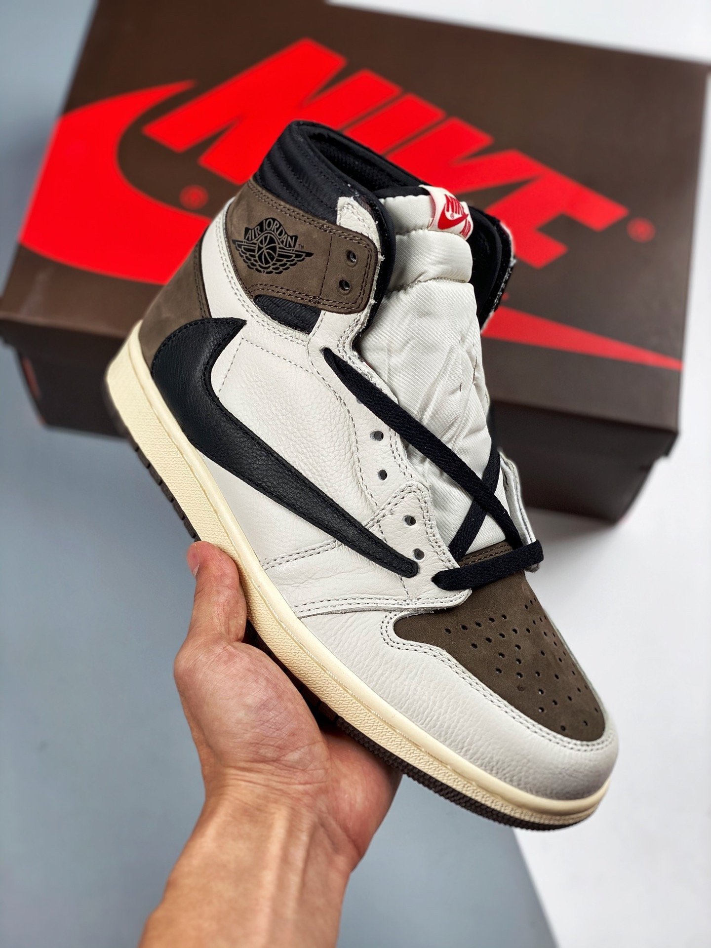 Travis Scott x Alternate Air Jordan 1 White Brown