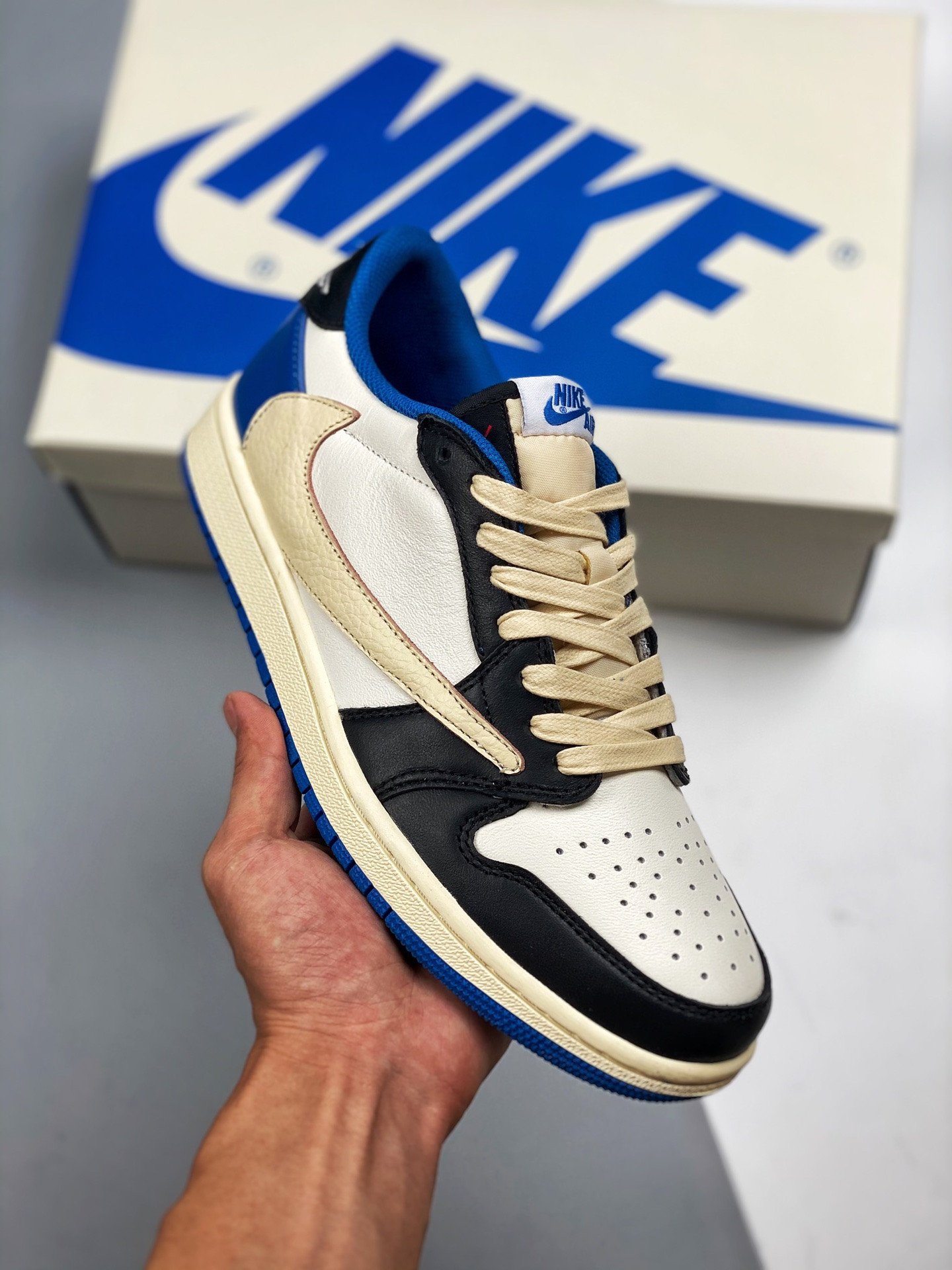 Travis Scott x Fragment x Air Jordan 1 Low OG White Blue