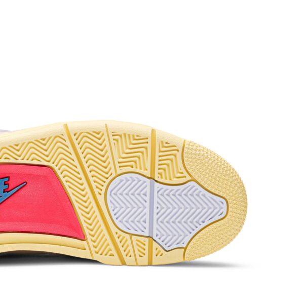 Union LA x Air Jordan 4 Retro 'Guava Ice' DC9533-800 - Image 5