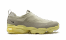 VaporMax Moc Roam "Light Stone"