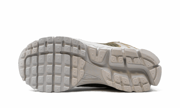 Zoom Vomero 5 "Neutral Olive" - Image 4