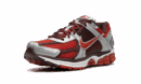 ZOOM VOMERO 5 WMNS "Team Red"